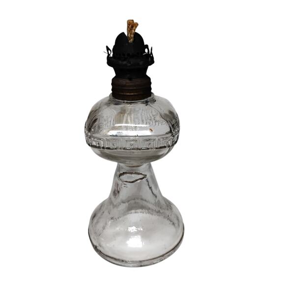 🪔🕯️Vintage Glass Oil Lamp | 6.5" Early 1900s | No Shade | Historical Decor - Picture 2 of 12